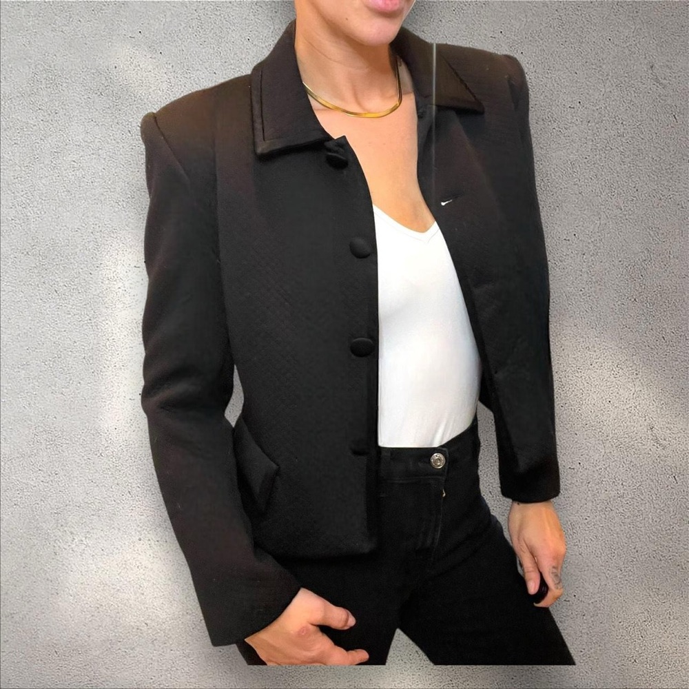 Kelly Graham New York size 10 jacket. Buttons up. #designer #kellygraham #jacket